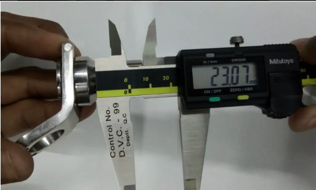 caliper vernier step measurement
